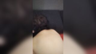 Fidanzata italiana gode scopata nel culo a pecorina