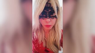 VOLETE SCOPARE QUESTA FICA BRUTTI MAIALI