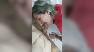 Quanto è brava questa zoccola a fare i bocchini