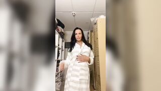 Splendida trans tettona con bel cazzo