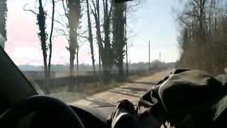 Esibizionismo all'aperto con fidanzata italiana porcella