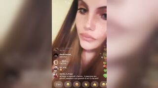 Troia Periscope tettona le esce
