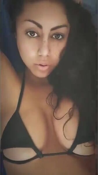 Le tette di Medea Teixeira