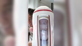 Non è una borraccia ma una vagina