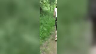 Pompino e spagnola fidanzata italiana all'aperto