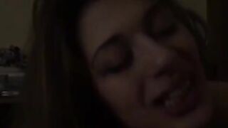 Ti sento calda continua a farmi godere