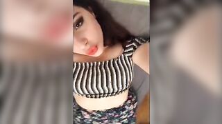 Alettedipolloveg esce le tette su Periscope