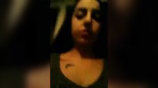 Eva si tocca le tette live su Periscope