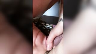 Pompino con sputazzata sul cazzo