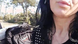 Moglie italiana troia spompina il marito sulla panchina al parco