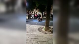 E' successo davvero ragazzi GUARDATE CHE 2 TROIE - Italiane esibizioniste in pubblico