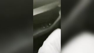 Pompino amatoriale fidanzata in macchina