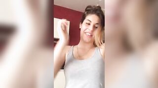 Biondina italiana in live Periscope