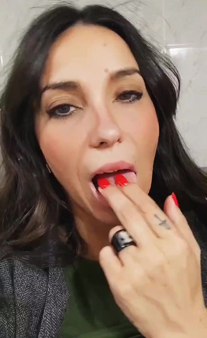 Morbida tettona italiana