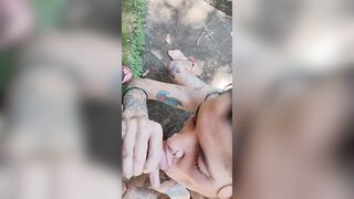 Pompino al parco amica tatuata zoccola parte 2