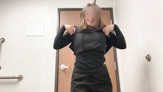 Infermiera segli spogliarello hot