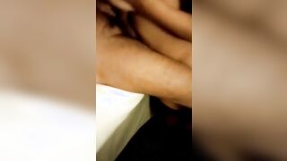 TUA MOGLIE E' TROPPO BONA - Coppia cuckold siciliana video porno amatoriale