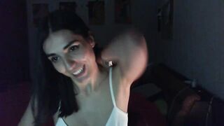 Anale si lo faccio lo squirting ci sto lavorando - Ragazza italiana fica C4