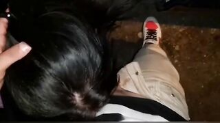 Coppia esibizionista italiana fa sesso nel parcheggio della Spa