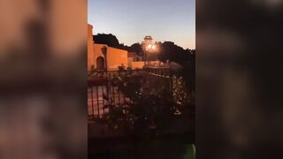 TAORMINA DUE GIOVANI FANNO SESSO IN PIAZZA IX APRILE