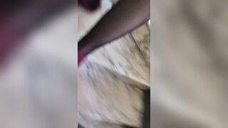 Upskirt moglie sulle scale di casa