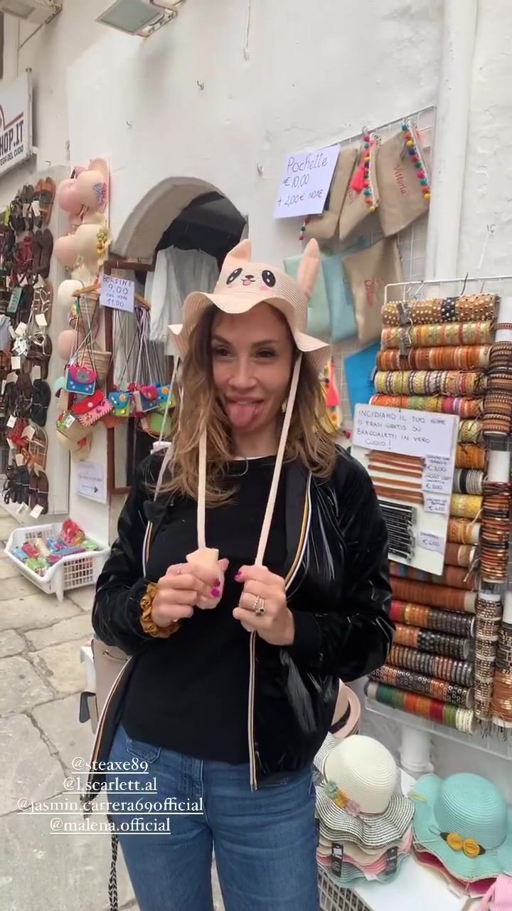 Una risata con Malena