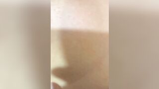 Scopata focosa sul tavolo Coppia italiana amatoriale