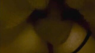 Breve video anale con fidanzata sbattuta a pecora