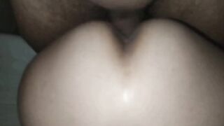 Sa che appena sveglio mi deve svuotare le palle