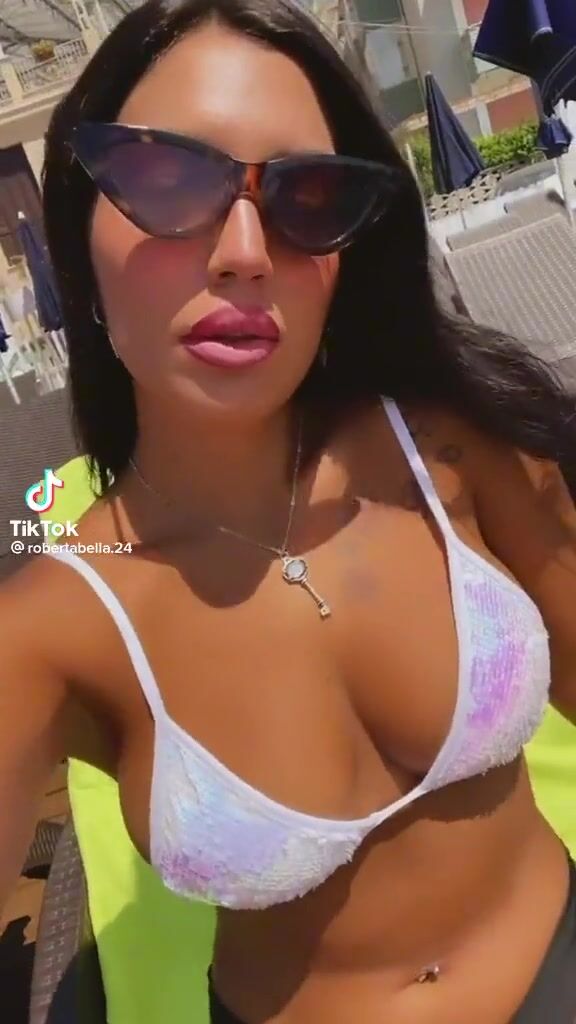 Roberta Bella napoletana Doc video Tiktok