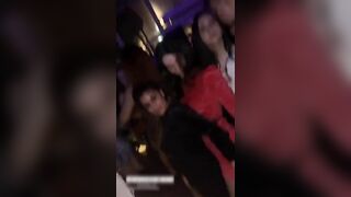 Alessandra B balletto con amica e lato b