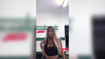 Onlyfans italiane TikTok video porno su ItPornIt