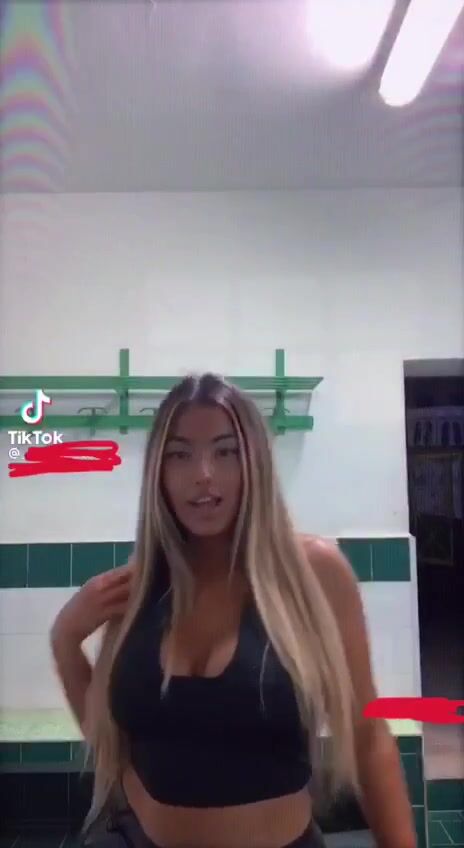 Belle gnocche itlaiane Tiktok sexy