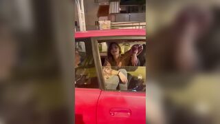 LA STAI SVENTRANDO PROPRIO - NAPOLETANI BECCATI A SCOPARE IN MACCHINA