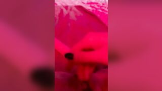 Elena B. si masturba con dildo Ofans