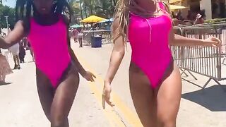 Gessica T. ex ballerina di amici Gran lato b