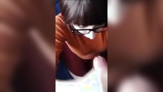 Sega 18 enne con occhiali sborrata in faccia - AMATORIALE TEEN ITALIANA