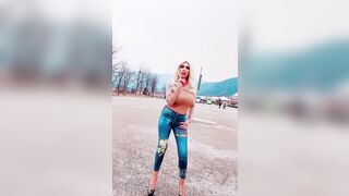 Sonia Grey balletto con quelle tettone in movimento