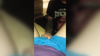 Masturbo la mia tipa e le lecco la fica