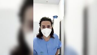 Infermiera italiana zoccola nuda in ospedale