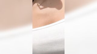 Francesca esibizionista italiana outdoor live su C4