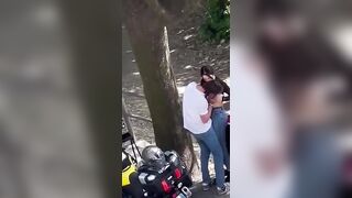 Coppia beccata a fare porcate ad Assisi in pubblico