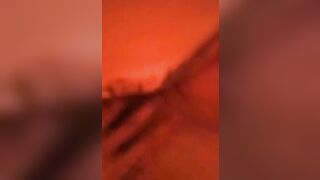 Arrivati in hotel fidanzata vuole subito scopare