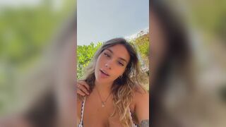 Greta Zava in bikini