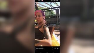 Fa tanto la fica con le ciabatte di mio padre