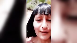 FAMMI VEDERE STO CAZZO...FAMMI SENTIRE SE E' DURO