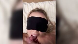 Il suo finale preferito Moglie romana sborrata in faccia da Bull