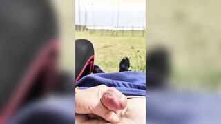 Sega rischiosa fidanzata al campo sportivo dopo gli allenamenti