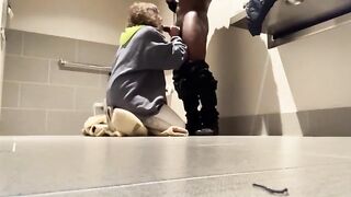 Bocchino a black troia delle pulizie