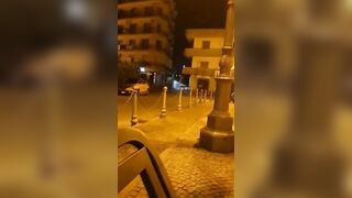 Masturbata nella piazzatta del paese